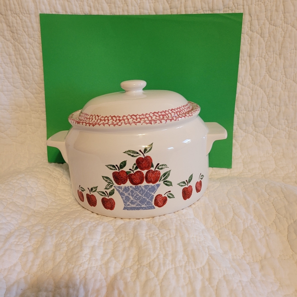 Apple Design Ceramic Casserole Dish